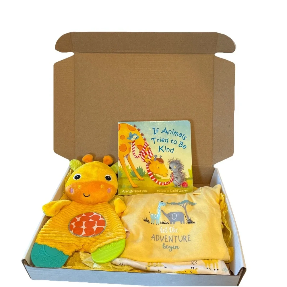 Unisex Baby Shower Gift Box, Newborn Essentials Bedtime Present, Infant Gift Set